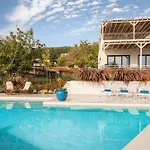 Aura Heated Pool&jacuzzi Near Albena Rogachevo