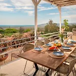 Villa Aura Heated Pool&jacuzzi Near Albena *