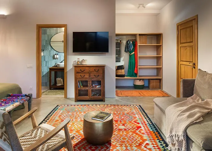 Aura Heated Pool&jacuzzi Near Albena