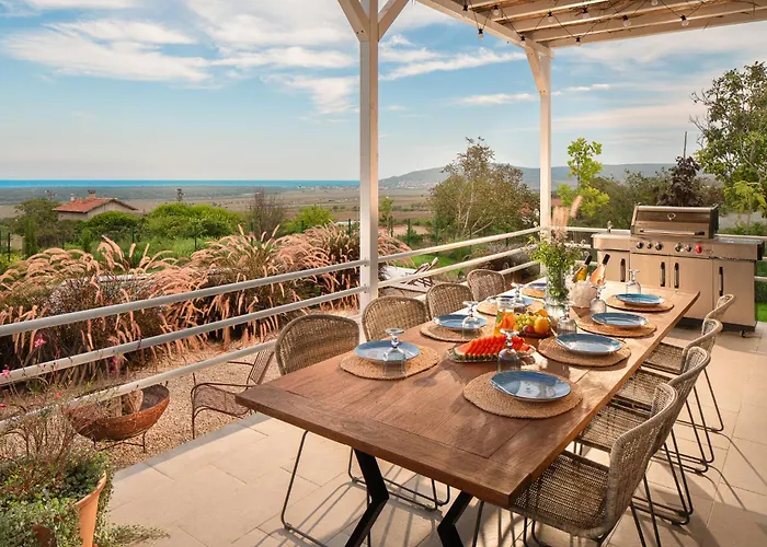 וילה Aura Heated Pool&jacuzzi Near Albena *